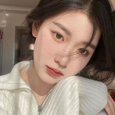 总裁是个纸片人